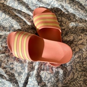 Adidas pink comfort slides